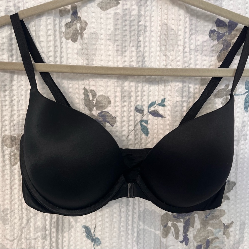 Victoria's Secret Secret Bombshell Add 2 Cups Push Up Bra